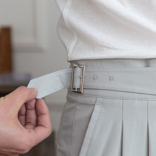 Classic: Stilvolle Hose mit Schnalle