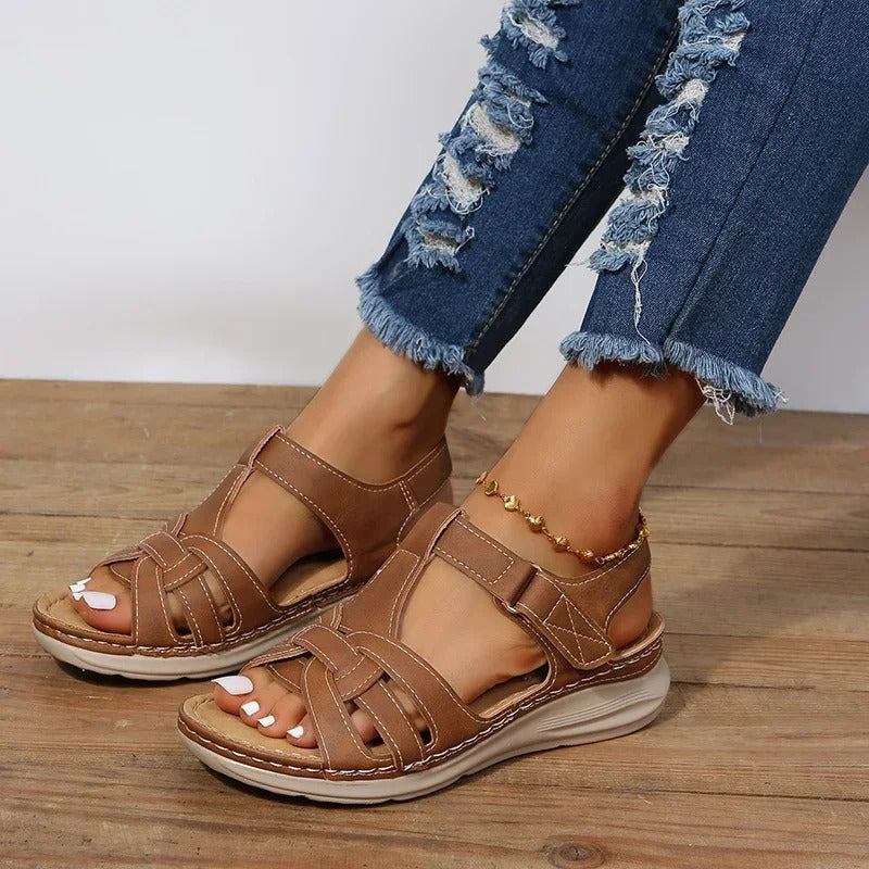 Orthopädische Sandalen