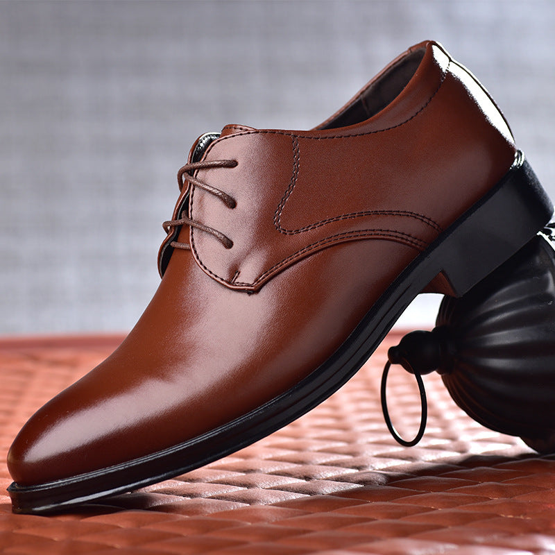 Elegante Schuhe mit Schnürsenkeln