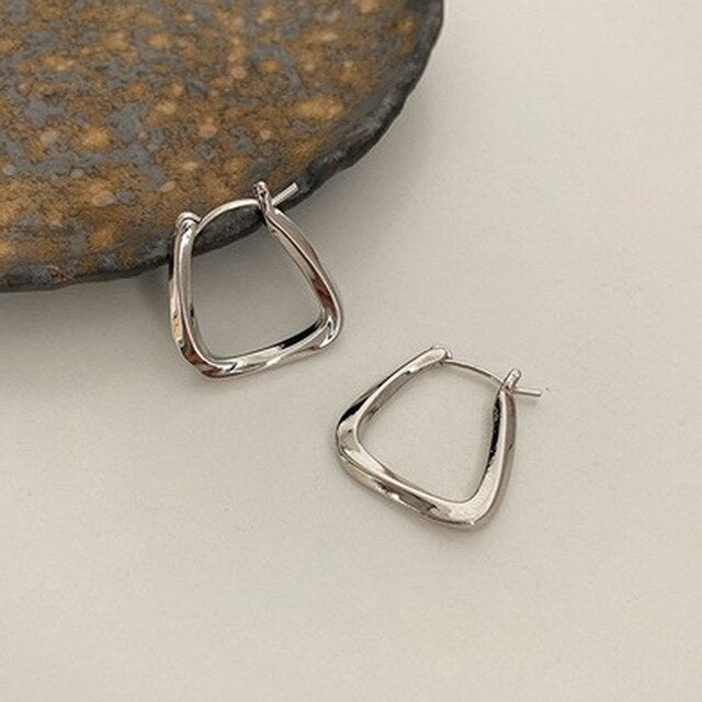 Metall Charm CreolenOhrringe | Shop Nory