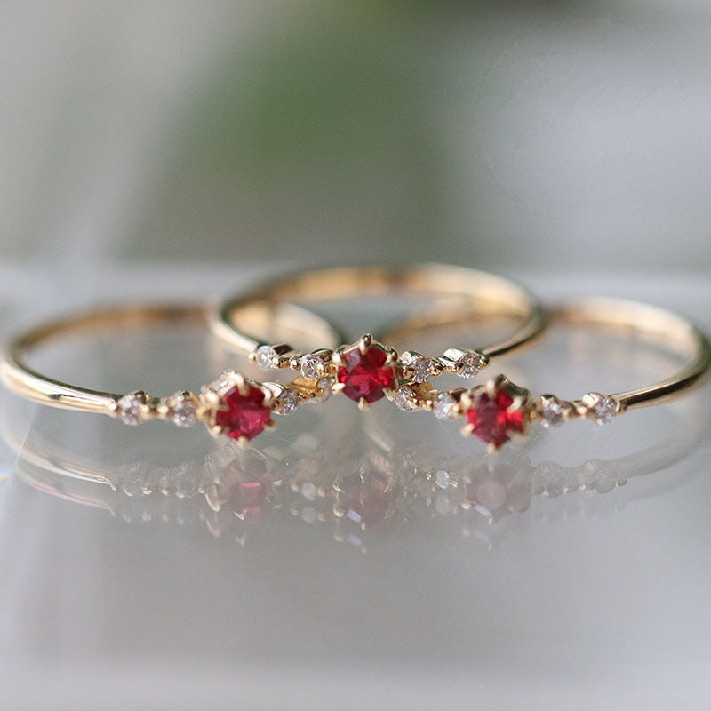 Eleganter roter Zirkon-Kristallsteinring | Shop Nory