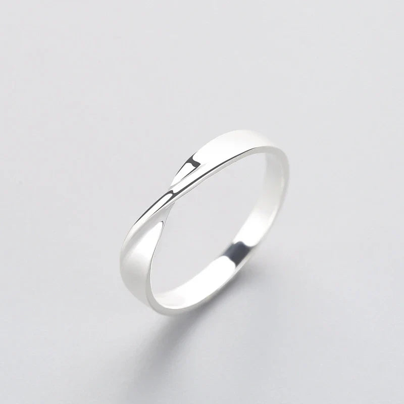 925 Sterlingsilber Minimalistischer Verdrehter Ring | Shop Nory
