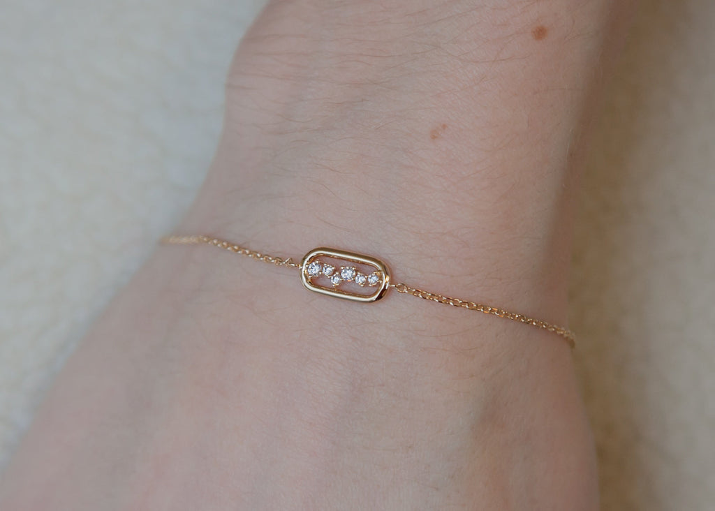 Modernes Armband mit Zirkonia - Vergoldet | Shop Nory