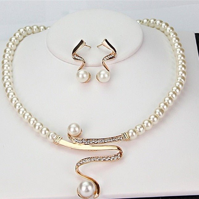 Shopnory | Perlenkette + Ohrringe Set