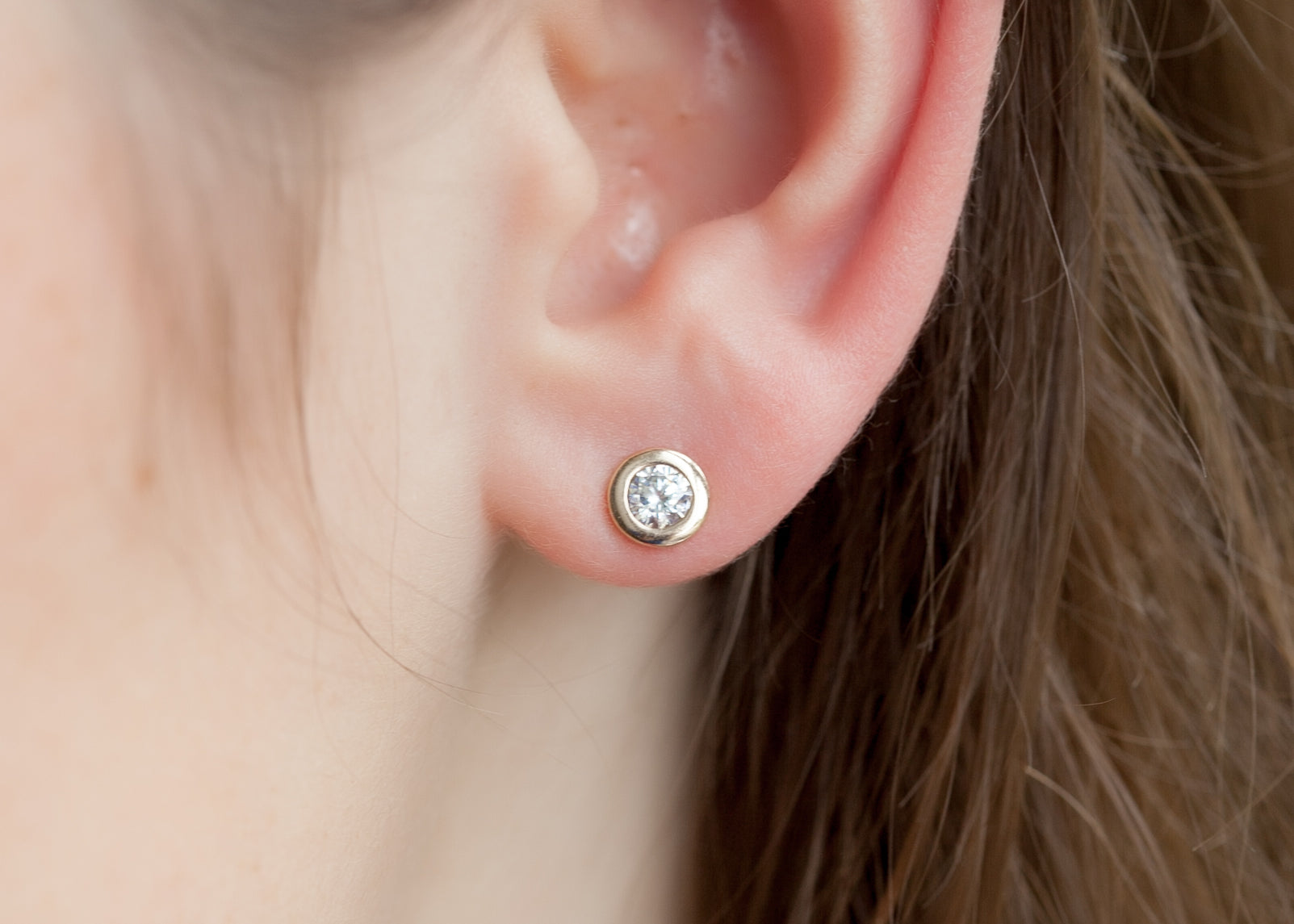 Ohrstecker mit Zirkonia Vergoldet - Ohrringe Solitär für Damen | Shop Nory