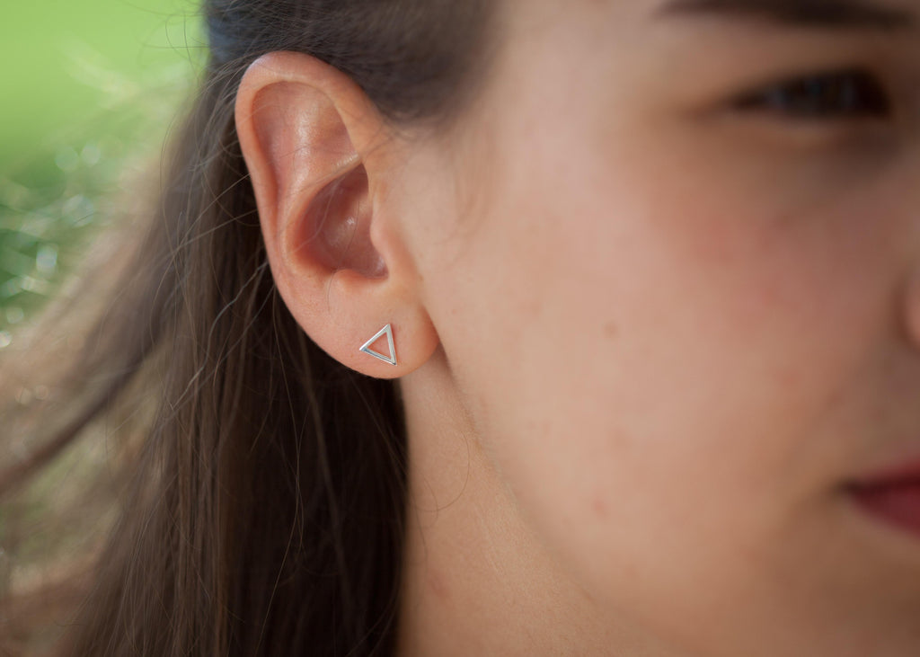 Ohrringe Ohrstecker Dreieck aus Silber | Shop Nory