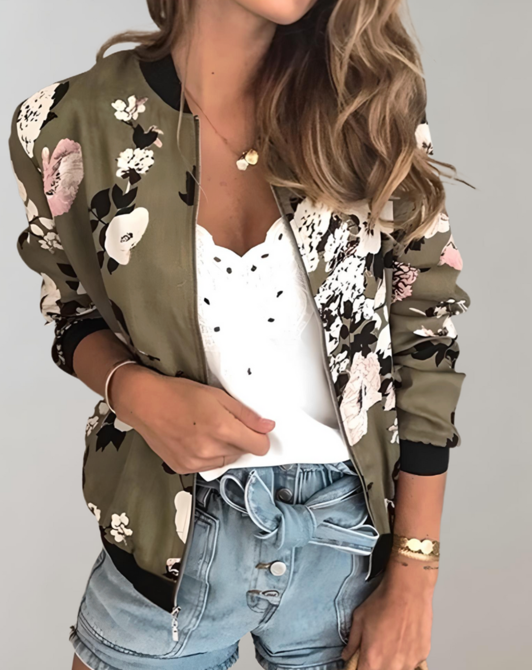 Stylische Blumenkimonojacke für Frauen