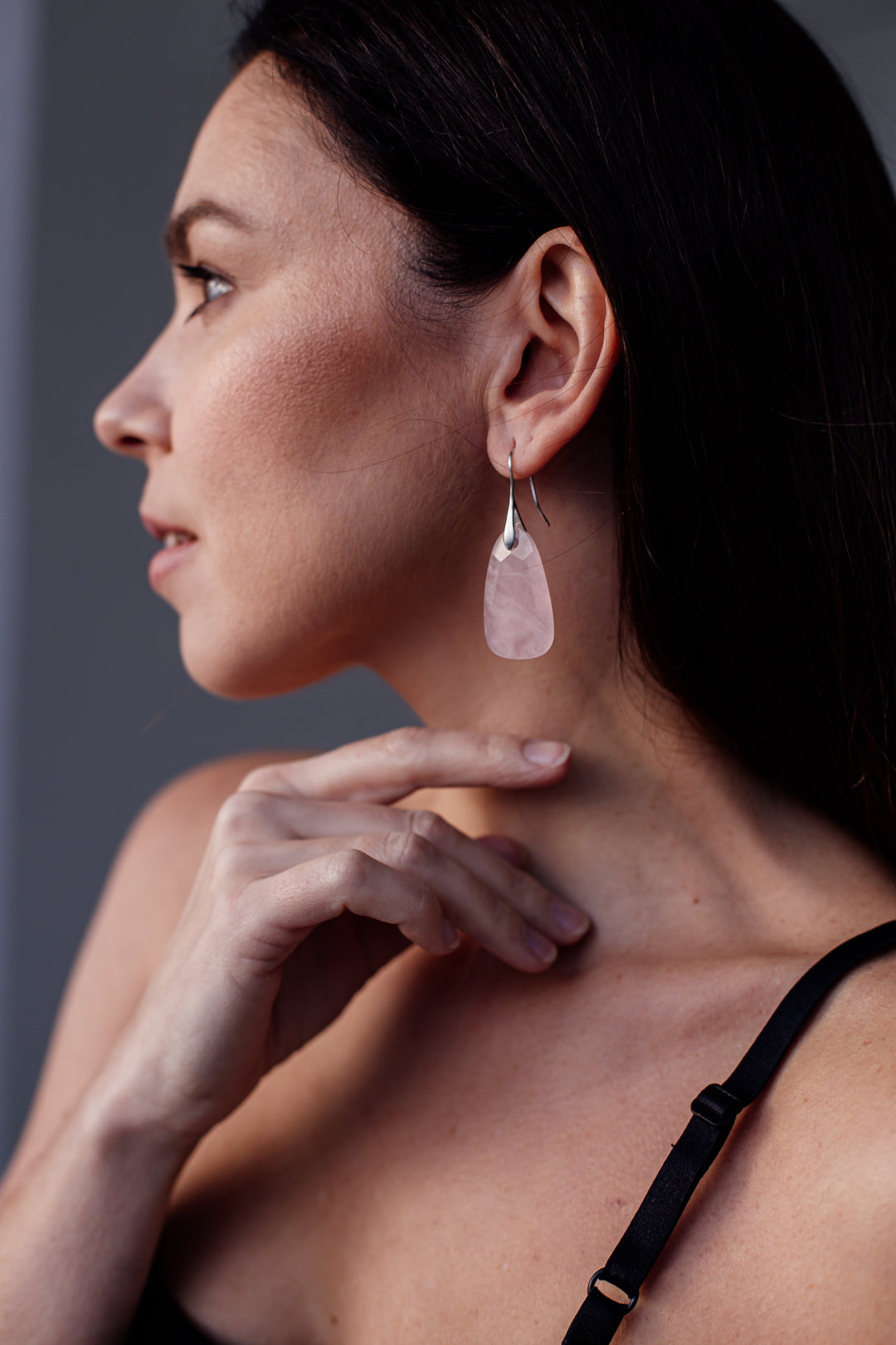 Aura Rosenquarz Schutzohrringe - Ameline | Shop Nory