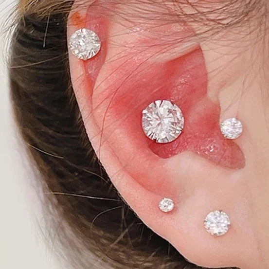 Ear Stud Ohrring mit Zirkoniastein in Edelstahl - 18k vergoldet | Shop Nory