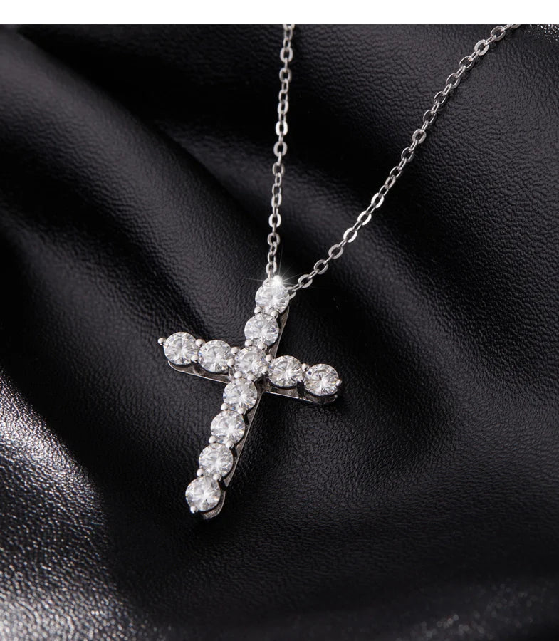 2.2 Karat VVS1-VVS2 Runder Brillant Schnitt 925 Sterlingsilber 925 Sterlingsilber Rack Plated Moissanit Kabelkette Einlage Kreuz Moissanit GRA Zertifikat Anhänger Halskette | Shop Nory