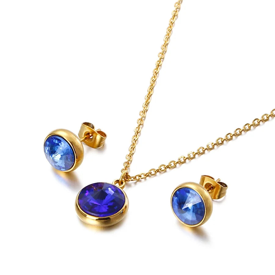 Set "Sofia" Ohrstecker, Halskette mit Zirkoniasteinen - 18k vergoldet | Shop Nory