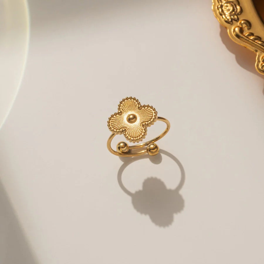 Damen Ring "Lina" Kleeblatt, gold in Edelstahl | Shop Nory
