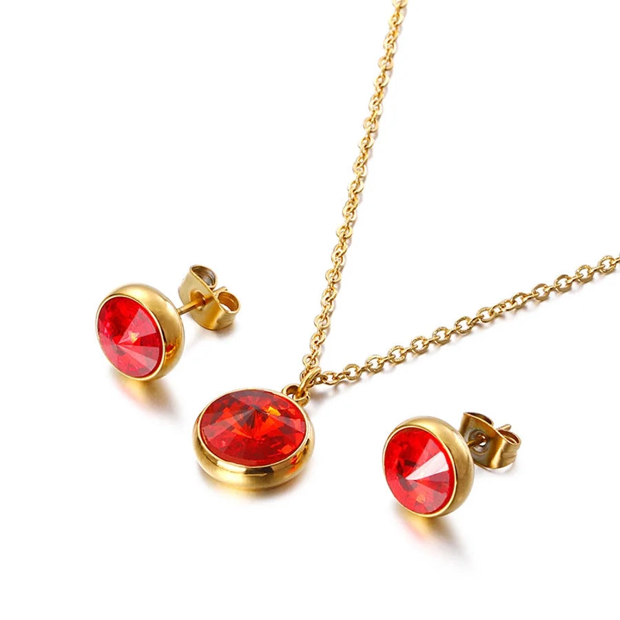 Set "Sofia" Ohrstecker, Halskette mit Zirkoniasteinen - 18k vergoldet | Shop Nory