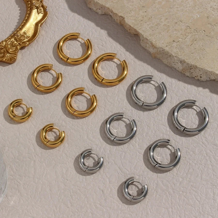 Damen Creolen Edelstahl in verschiedenen Grössen - 18k vergoldet | Shop Nory