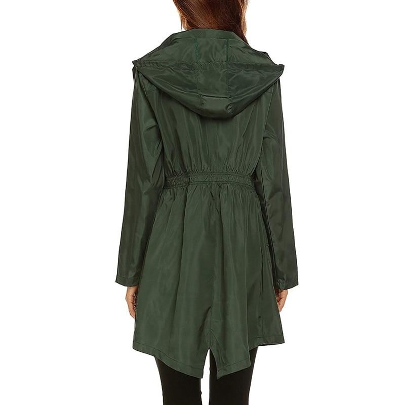 Leichte Regenjacke für Damen mit Kapuze