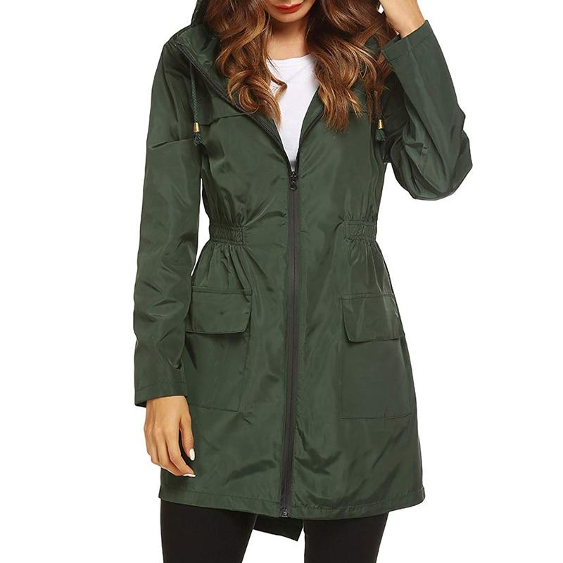 Leichte Regenjacke für Damen mit Kapuze