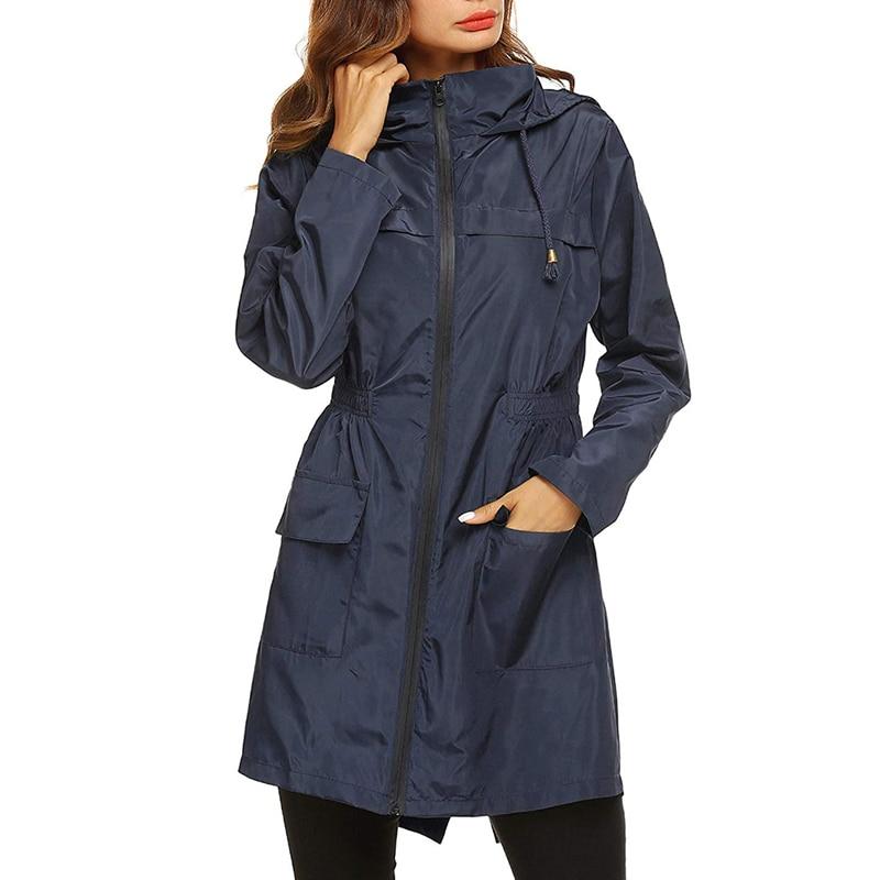 Leichte Regenjacke für Damen mit Kapuze
