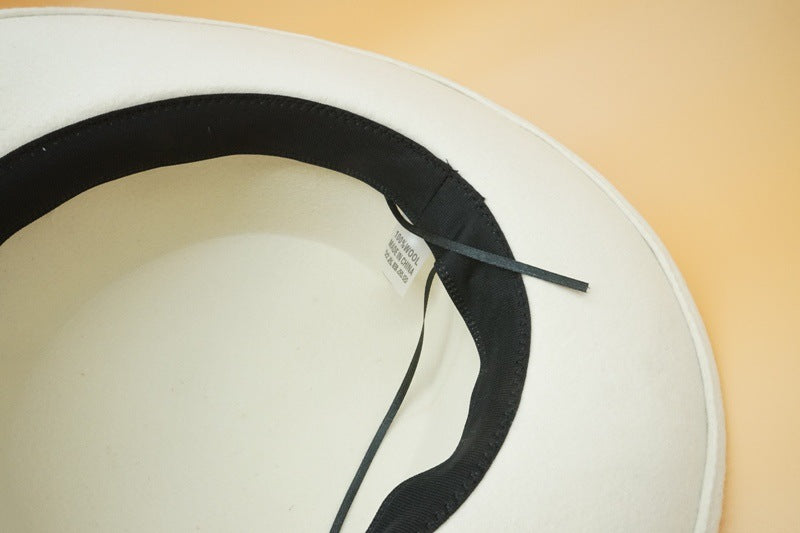 Schleife Weißer Wollhut
