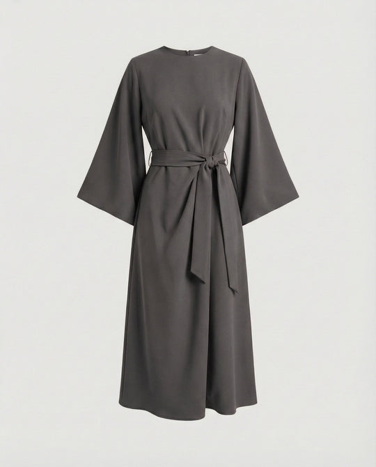 Elegantes Kleid mit Laternenärmeln und Gürtel