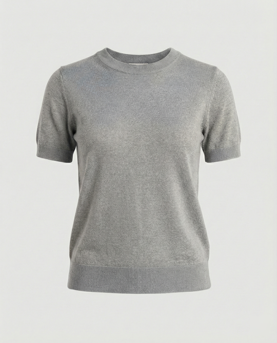 Damen Feinstrickpullover mit Kurzarmiger Silhouette und Weich Fließendem Material
