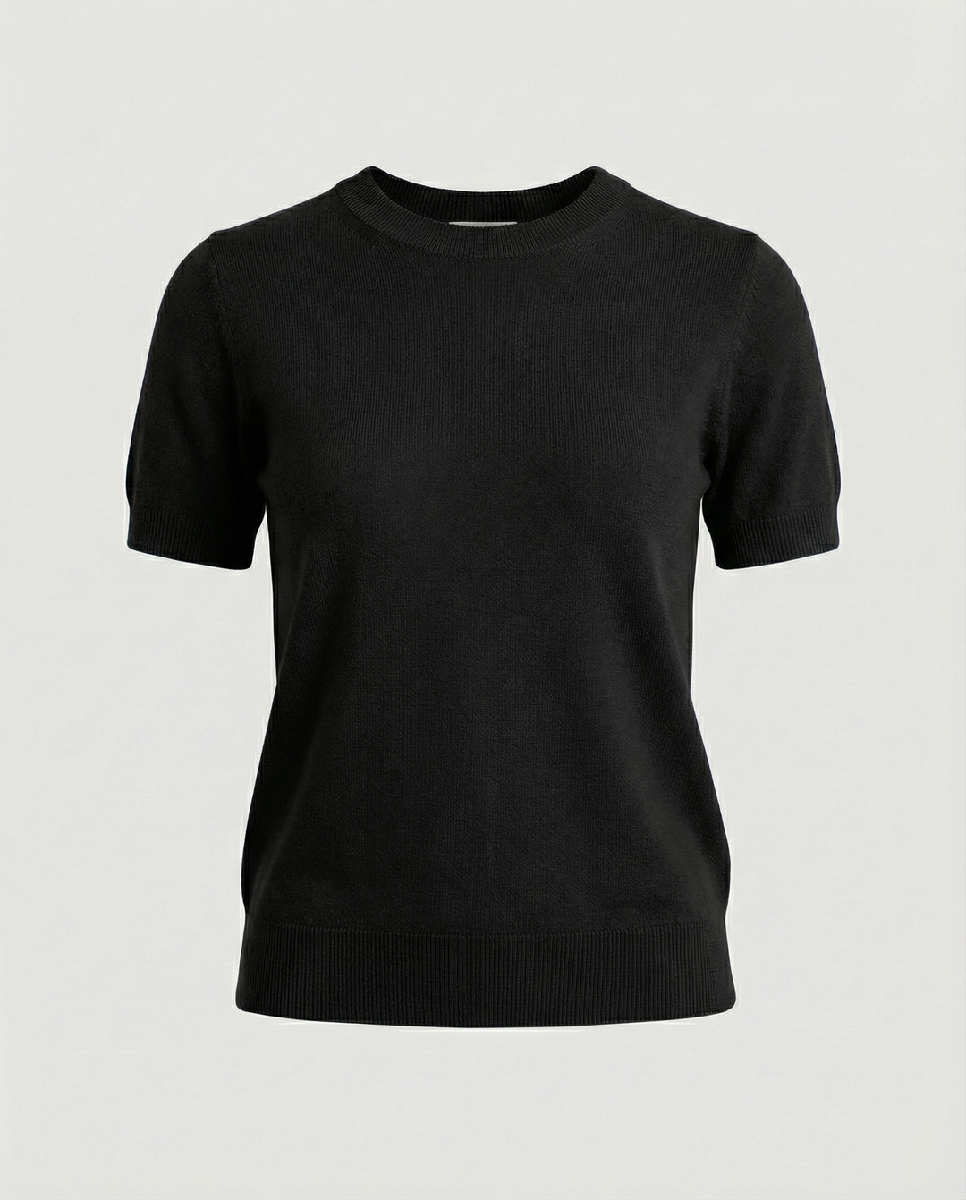 Damen Feinstrickpullover mit Kurzarmiger Silhouette und Weich Fließendem Material