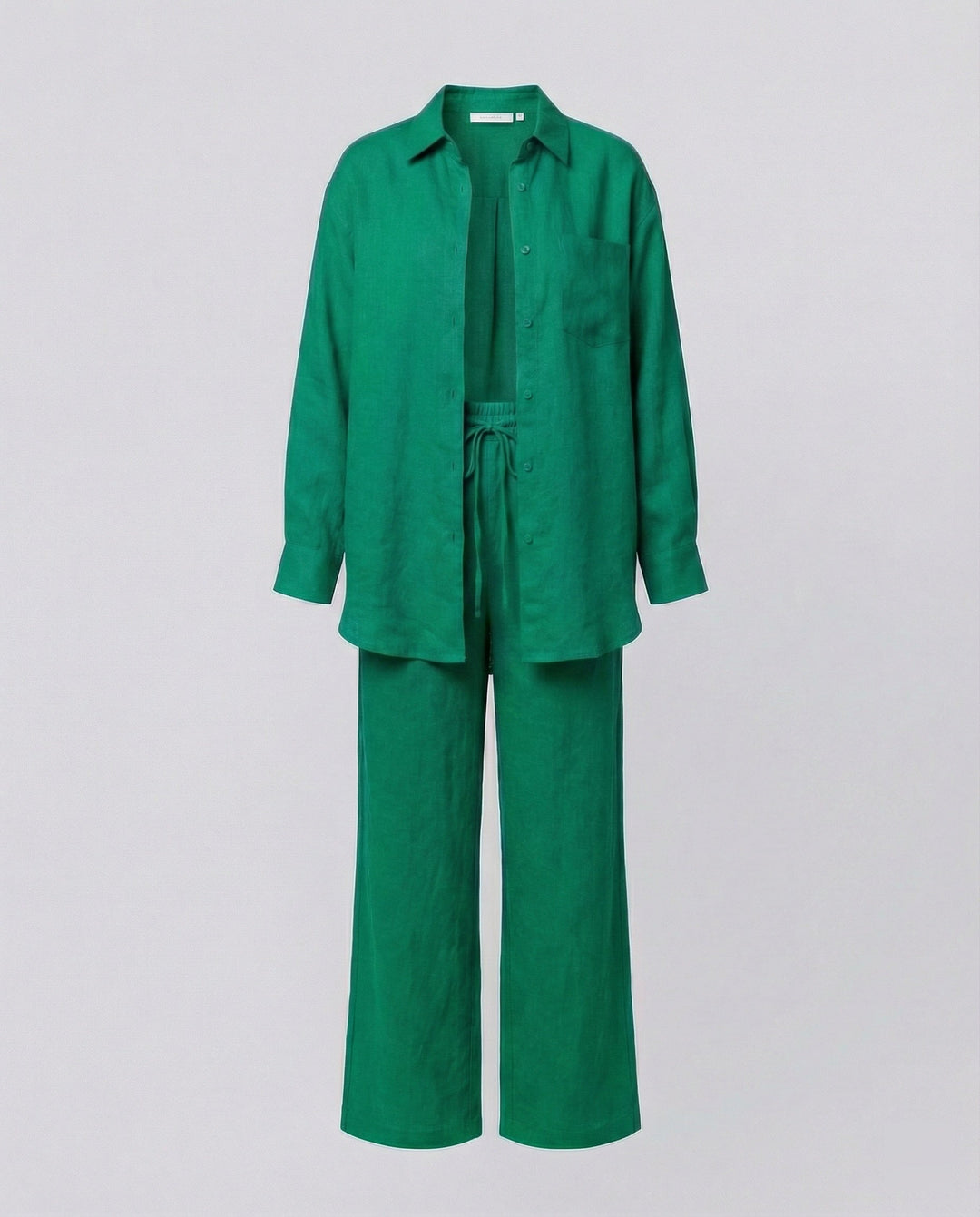 Damen Lässiges Leinen-Outfit mit weit geschnittenem Hemd und lockeren Hosen