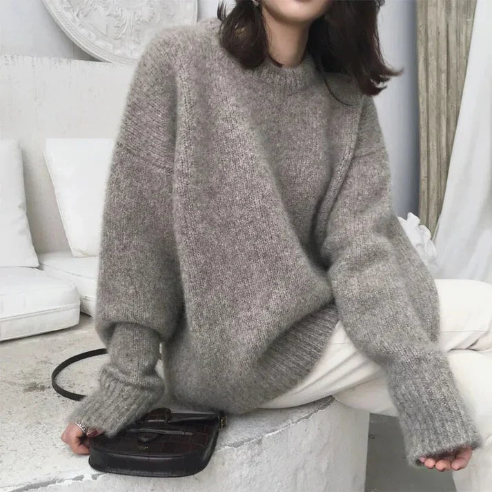 Locker sitzender Pullover