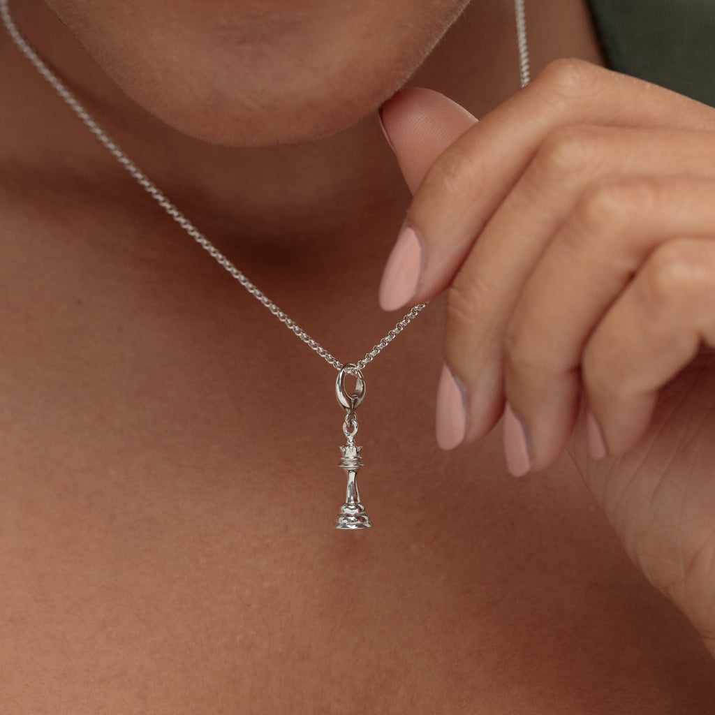 Silber Schachfigur Charm Halskette | Shop Nory