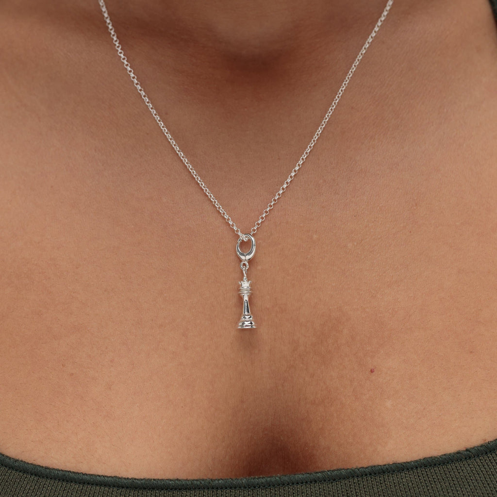 Silber Schachfigur Charm Halskette | Shop Nory