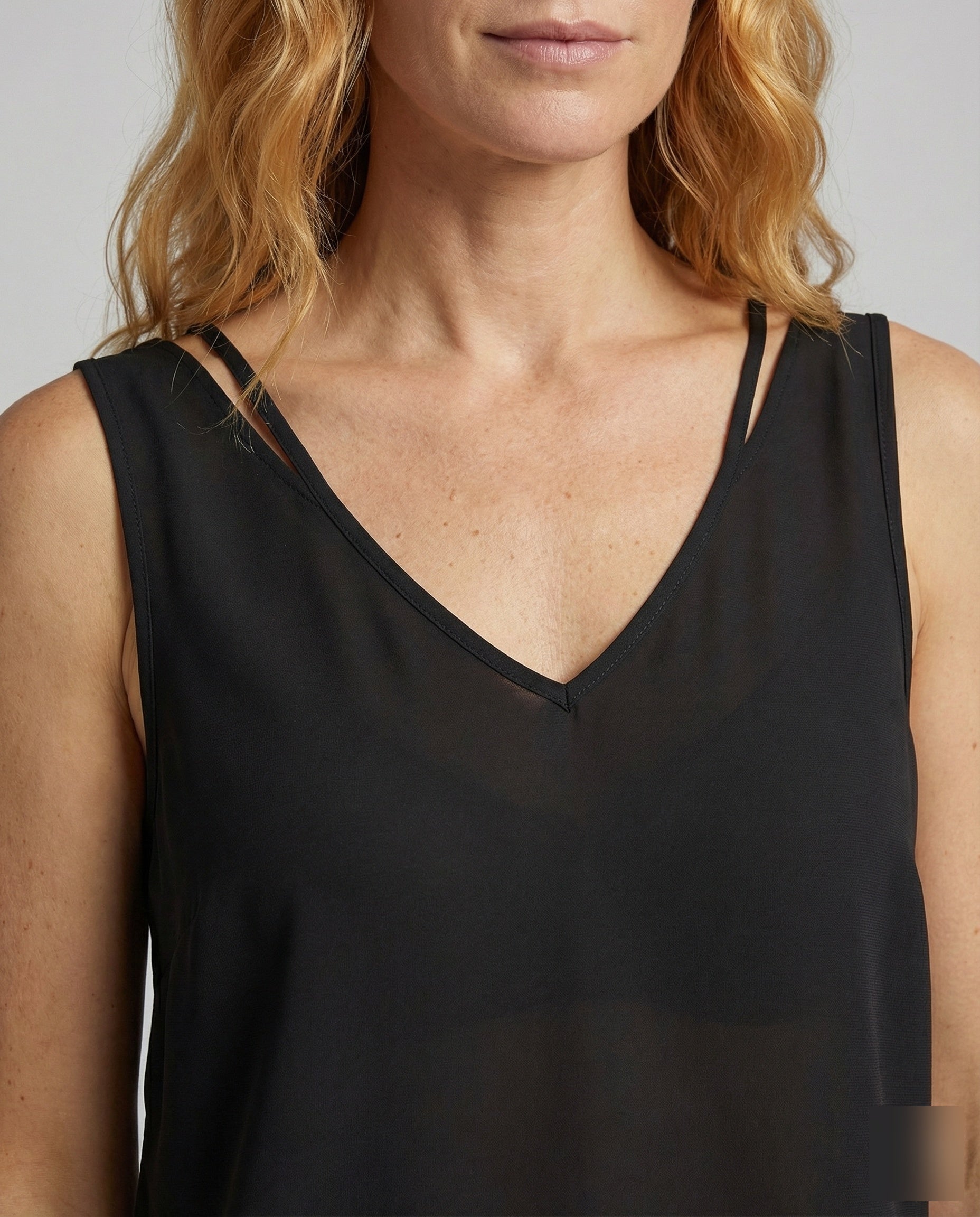 Product 15566700675402 - close_up_detail