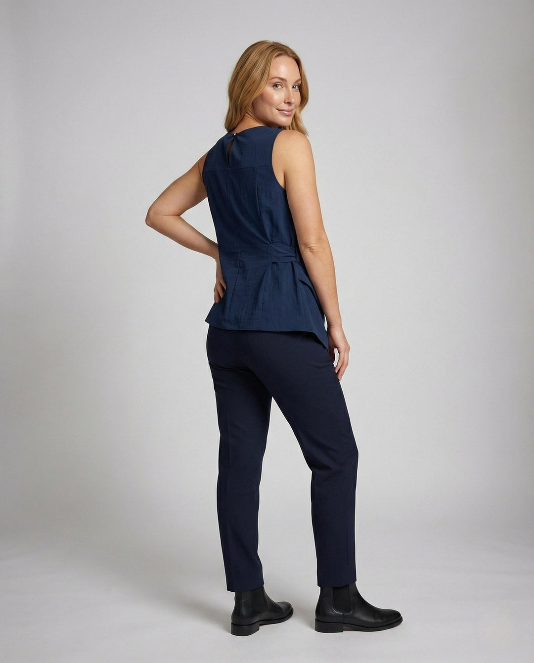 Product 15520723239242 - back_view