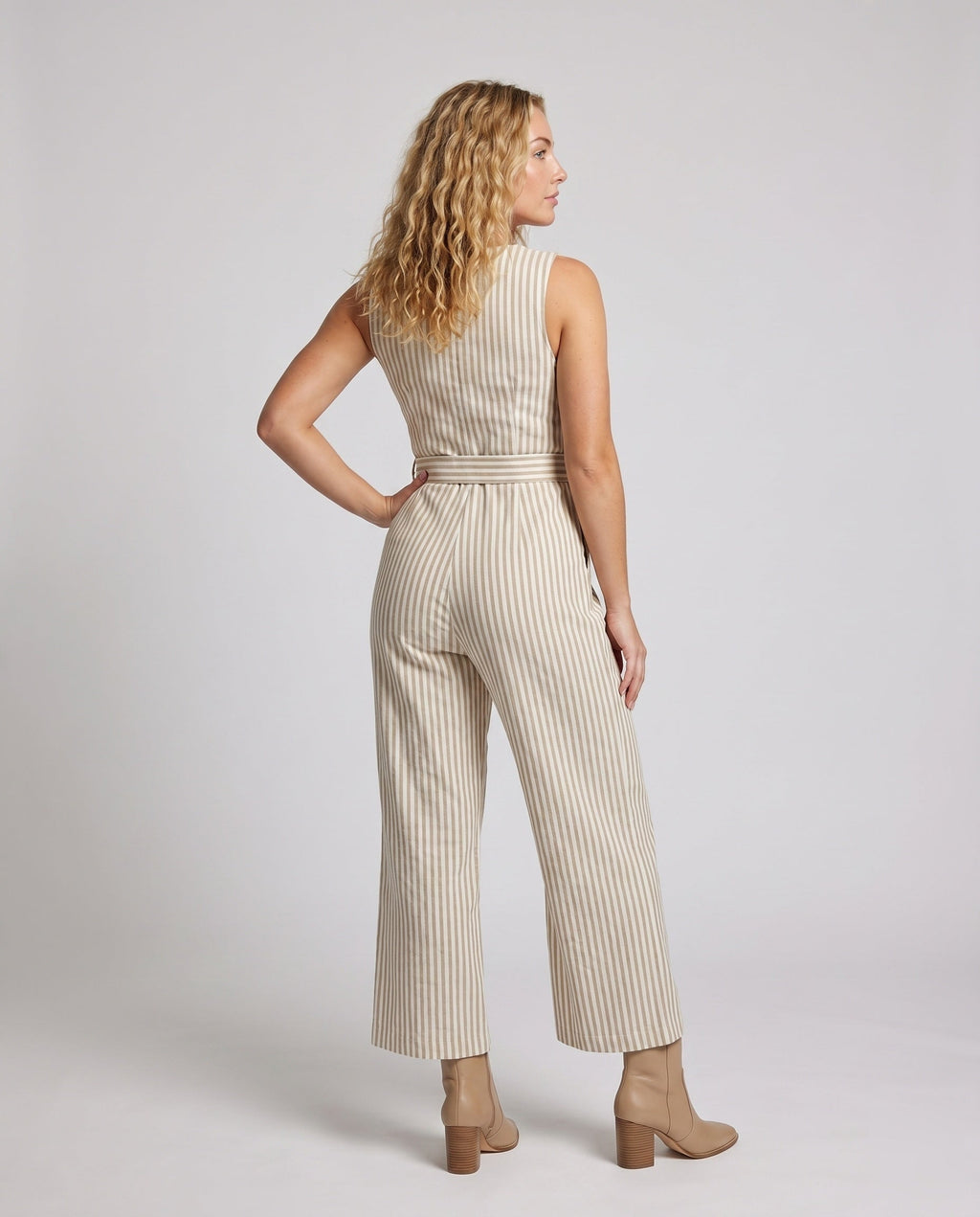 Product 15634928599370 - back_view