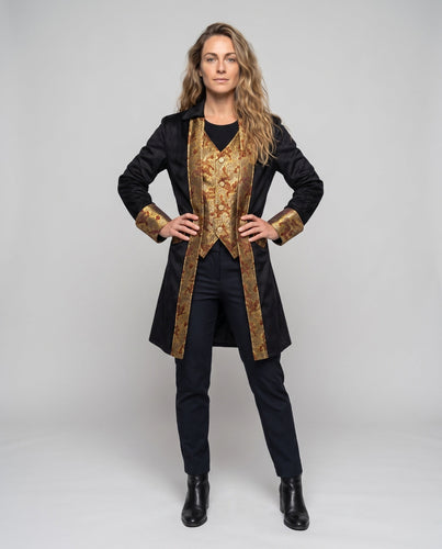 Damen eleganter Frack mit aufwendigen Verzierungen und goldenen Akzenten Shop Nory