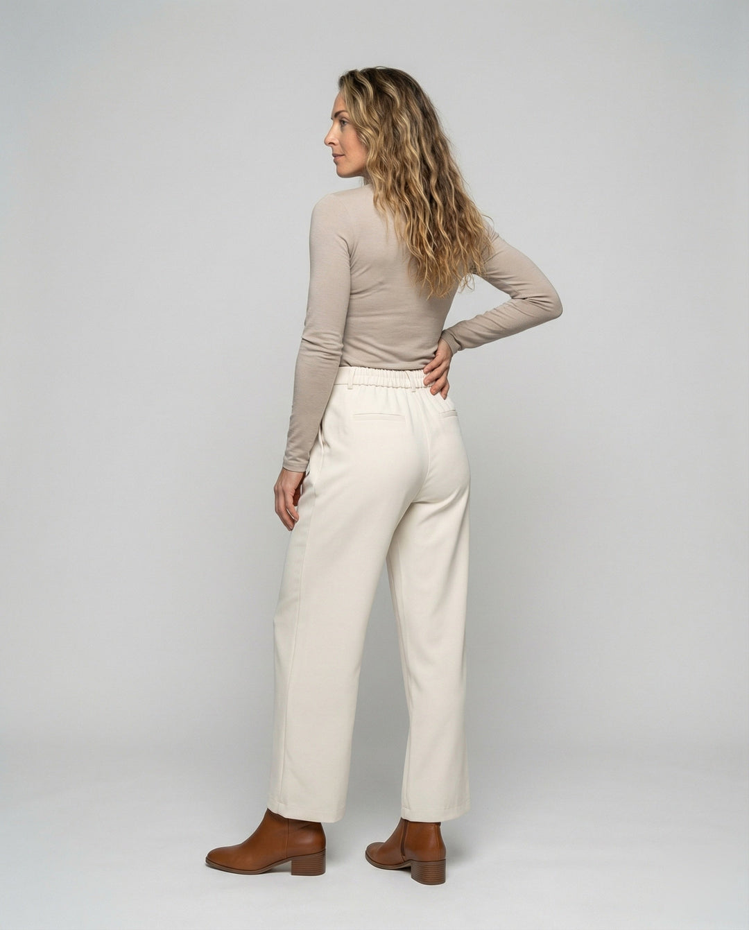 Product 15554200568138 - back_view