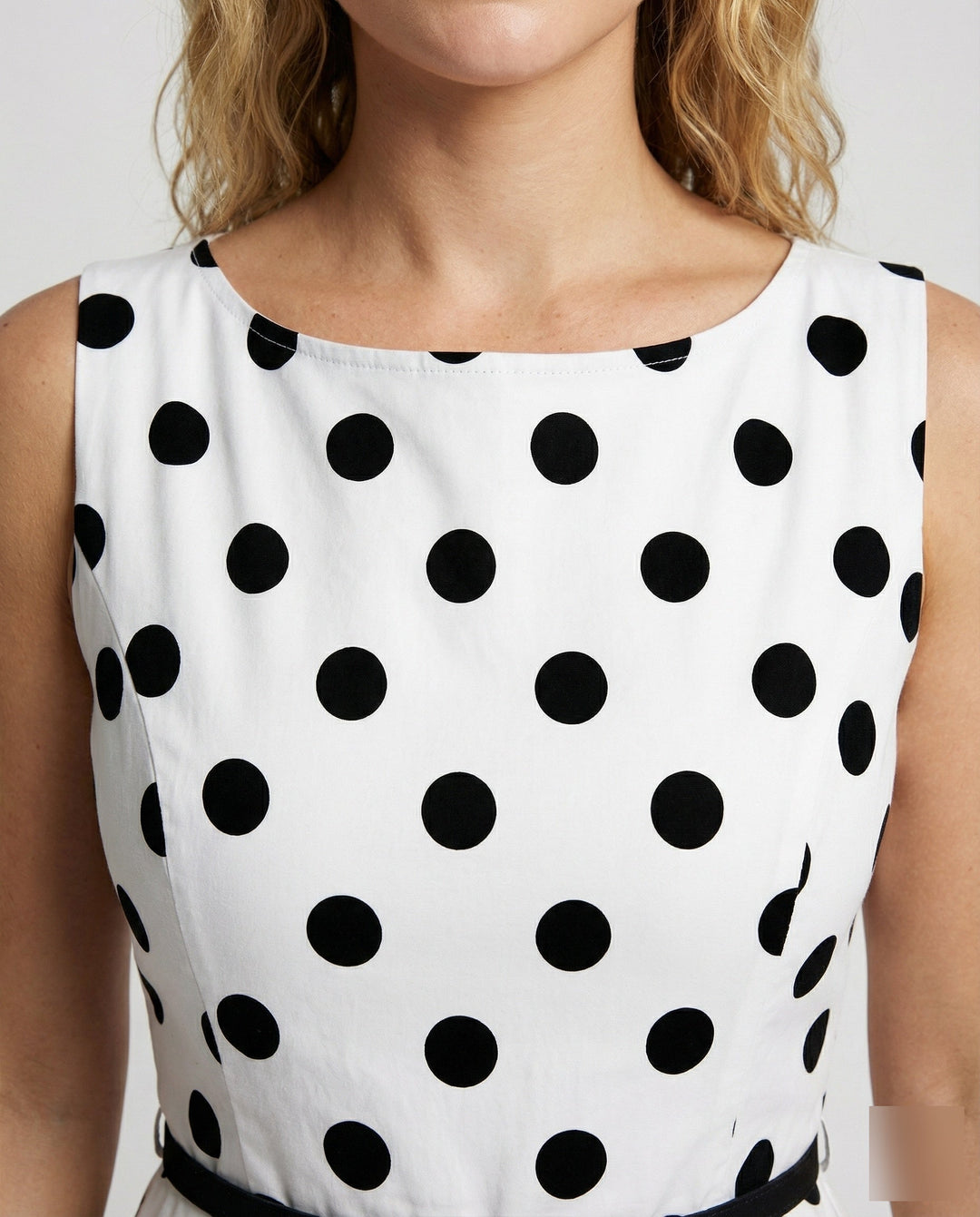 Product 15560916107594 - close_up_detail