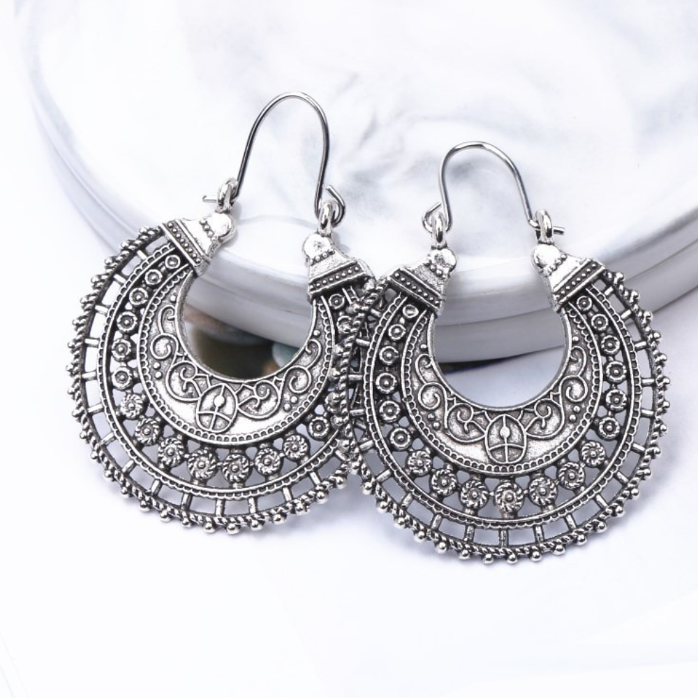 Filigrane tibetische Ohrringe aus 925er Silber | Shop Nory