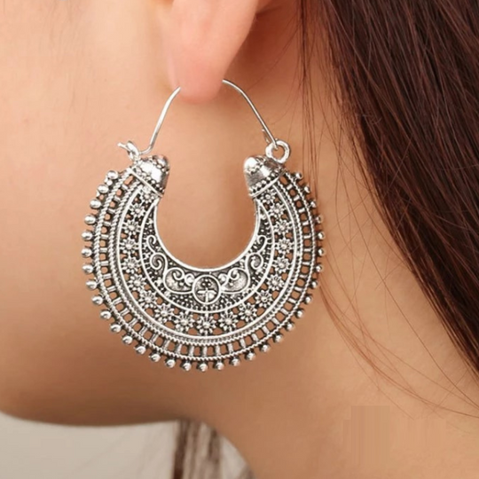 Filigrane tibetische Ohrringe aus 925er Silber | Shop Nory