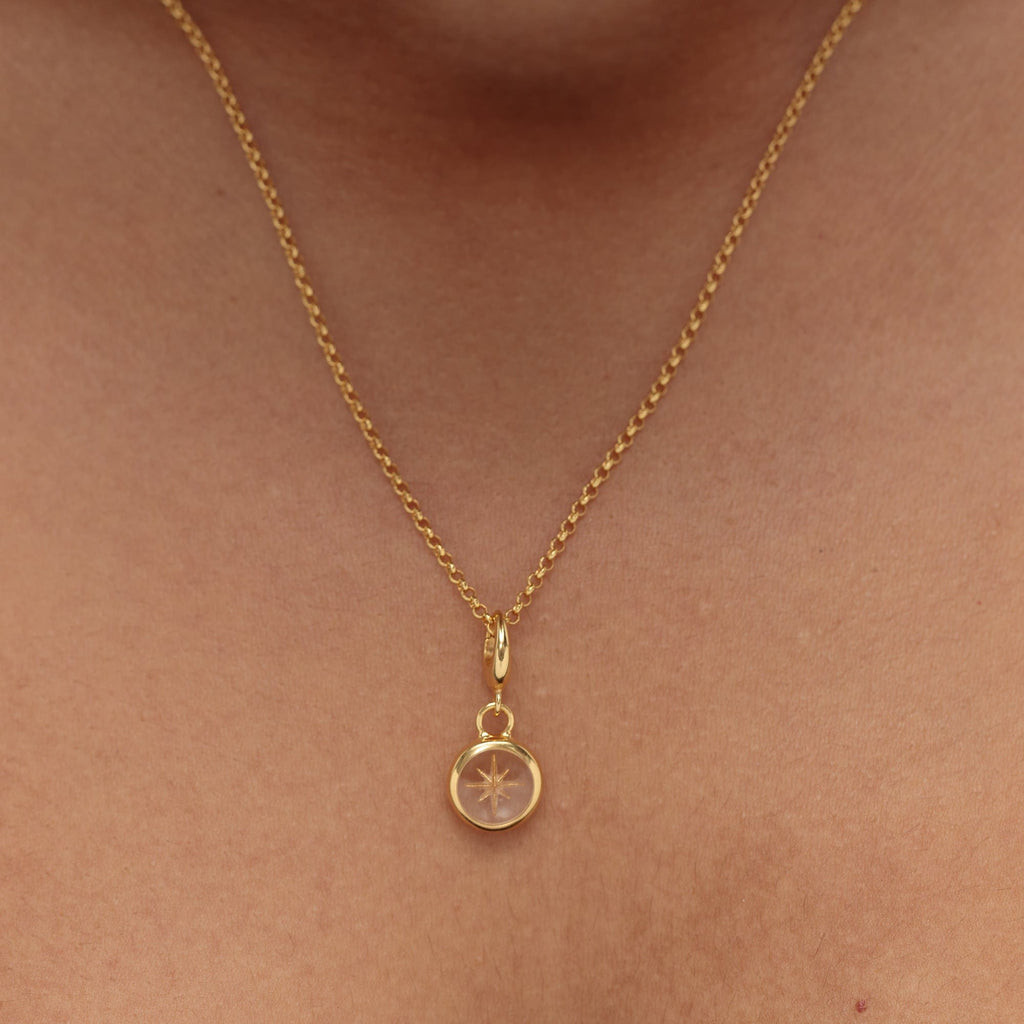 Goldene Weiße Sternharz Capture Charm Halskette | Shop Nory