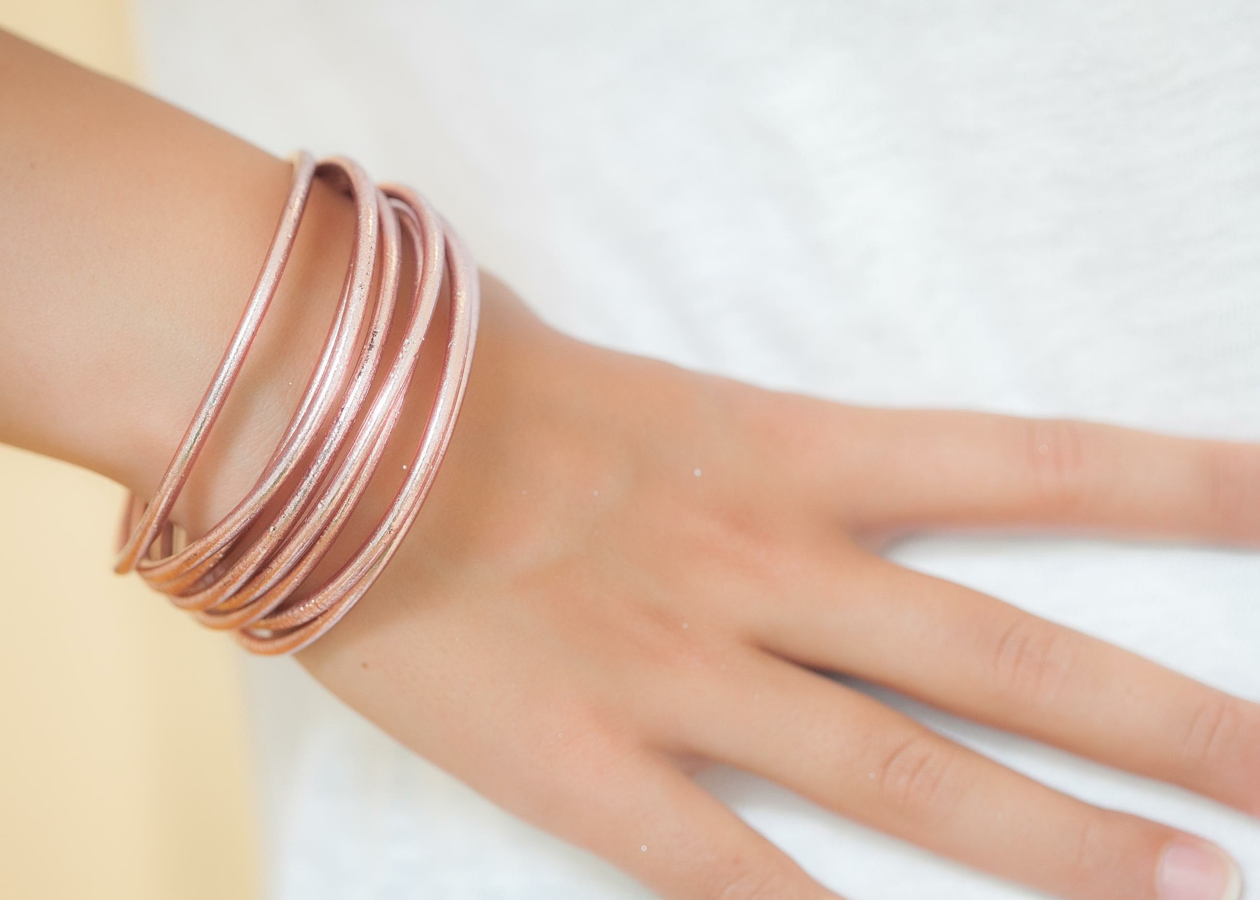 Buddhistisches Armband rosé | Shop Nory