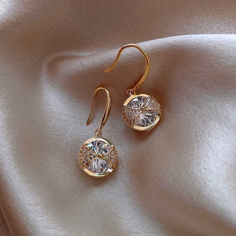 Damen Gold Beschichtet Rund Funkelnd Diamant Schnitt Kristall Rhinestones Stud Ohrringe | Shop Nory
