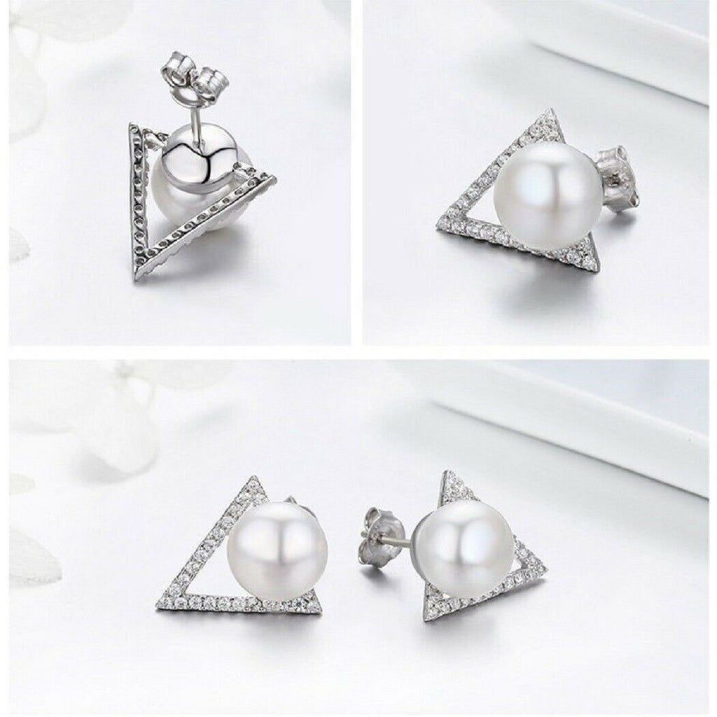 Damen Weiße Perle & Mikro Pave Kubische Zirkonia Dreieck Ohrstecker | Shop Nory