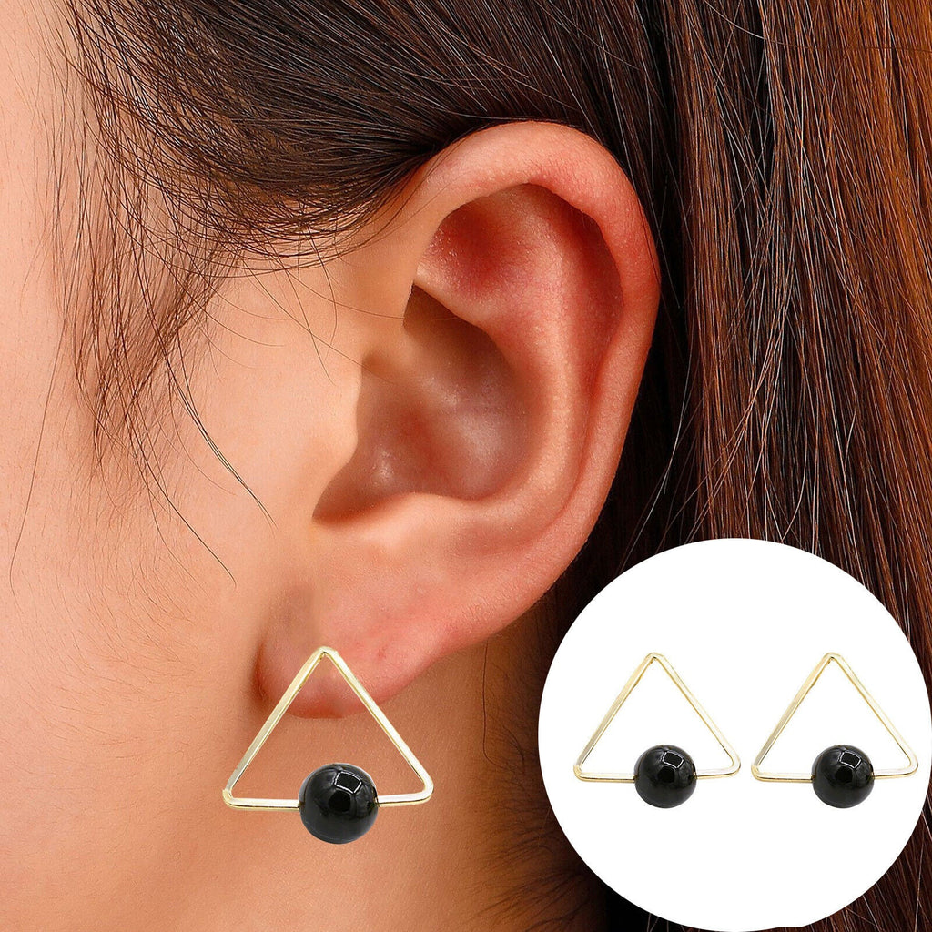 Damen Gold plattiert Mittel Schwarz Perle Ball Dreieck Stecker Ohrringe | Shop Nory