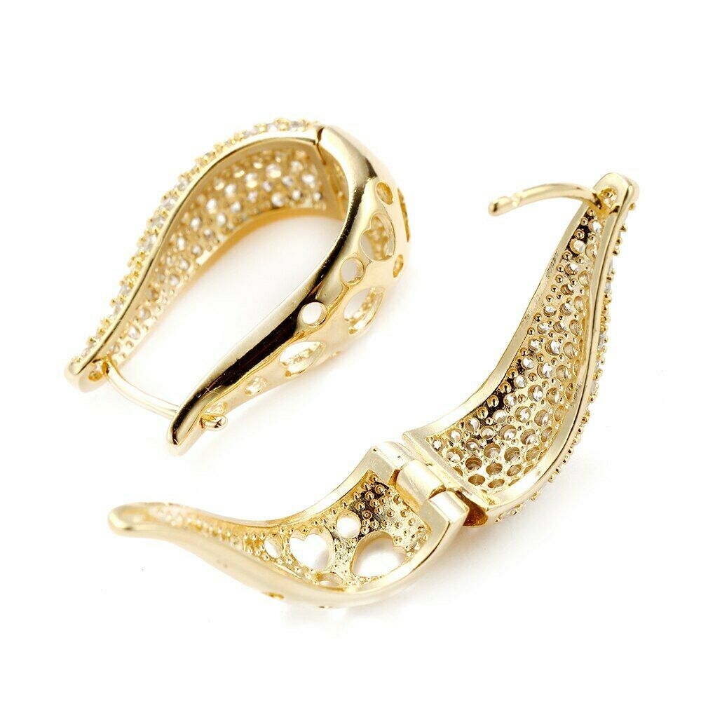 Goldplattierte Pavé Mikro Voll-Cubic Cut Zirkonia Zirkonia Ohrringe | Shop Nory