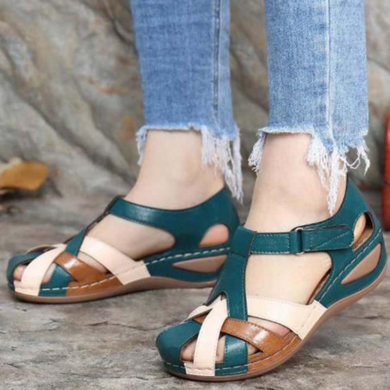 Orthopädische Retro-Sandalen