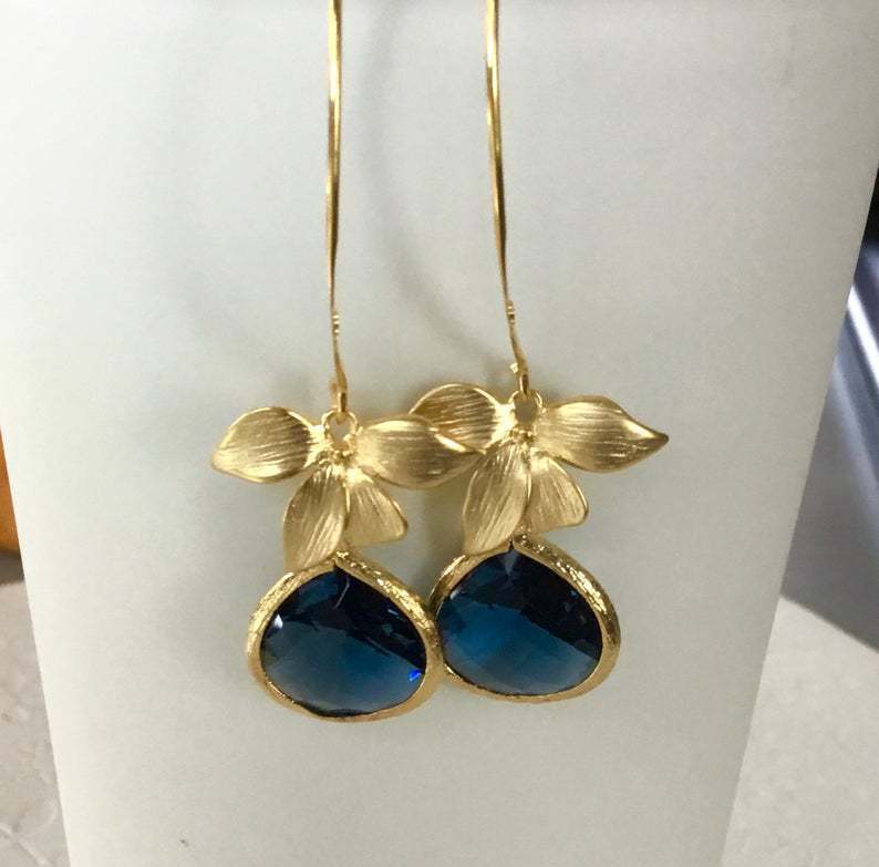 Damen Goldplattierte Blaustein Blühende Blume Hook Dangling Drop Ohrringe | Shop Nory