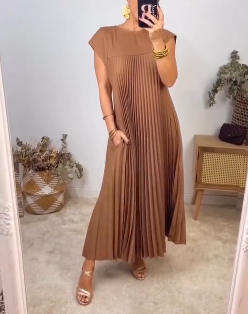 Smarte Plissee Baumwollkleid