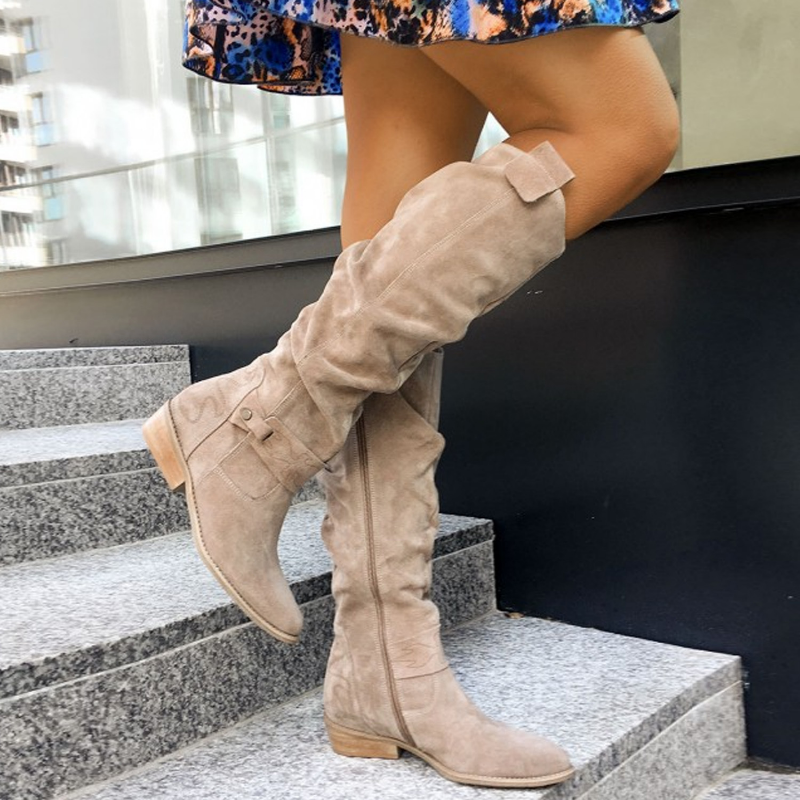 Modische Stiefel