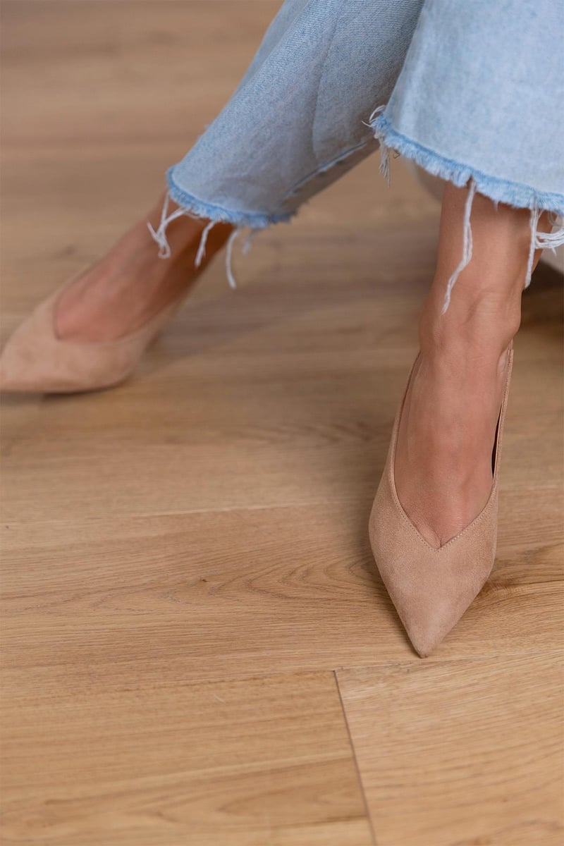 modische Damen-Slingback-Schuhe