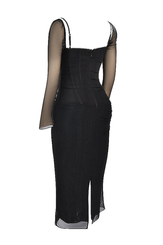 Elegantes Maxikleid mit tiefem Ausschnitt und langen Ärmeln