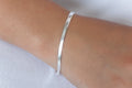 Flaches Schlangenarmband aus Silber | Shop Nory